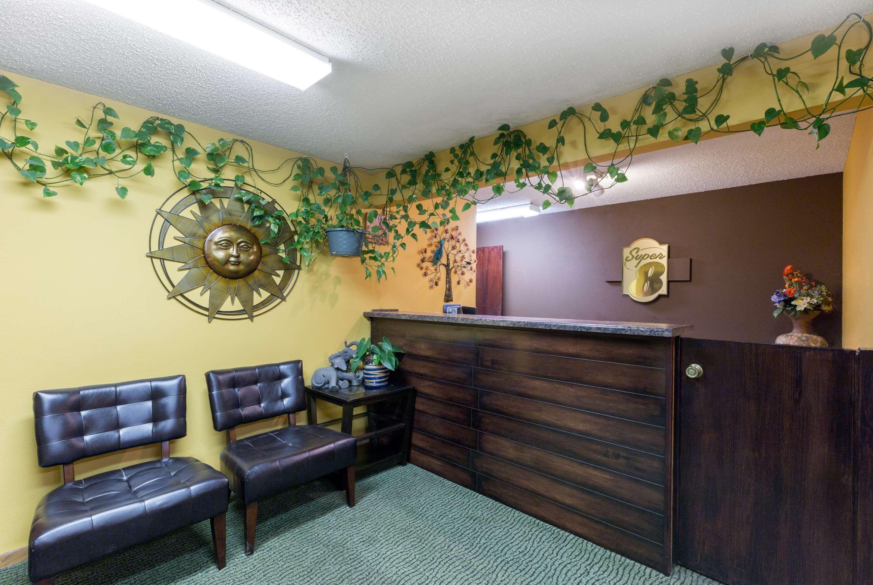 ซูเปอร์ 8 บาย วินด์แฮม เพอรี/ไอโอวา Hotel Perry ภายนอก รูปภาพ